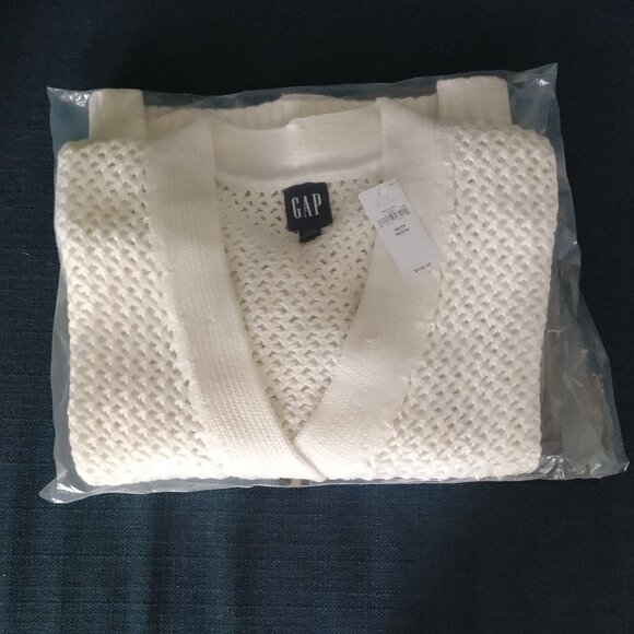 GAP off-white crochet knit cotton cardigan NWT - Picture 5 of 11